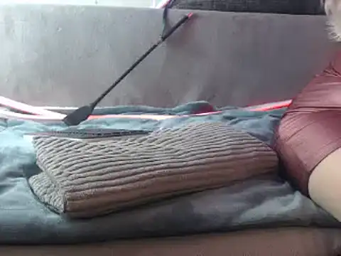 Snapshot of GoddessMonicaNylon chatting on March 21, 2025, 7:02 pm GoddessMonicaNylon online show from March 21, 2025, 7:02 pm