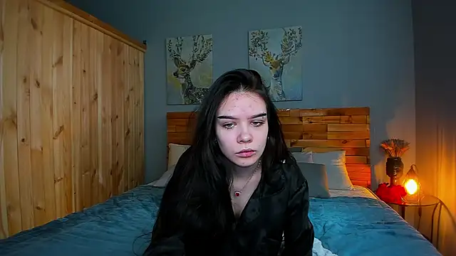 SweetyDeviliya online show from March 20, 2025, 6:52 am