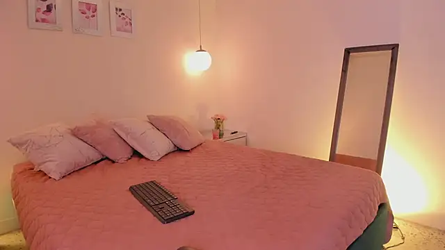 Snapshot of ibella7 chatting on March 18, 2026, 7:15 pm ibella7 online show from March 18, 2026, 7:15 pm