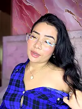 Rousse blue online show from September 18, 2025, 3:20 am