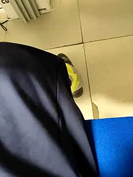 coppiapazza online show from February 17, 2025, 9:00 pm