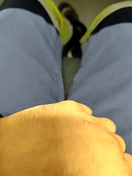 coppiapazza online show from October 1, 2025, 4:39 am