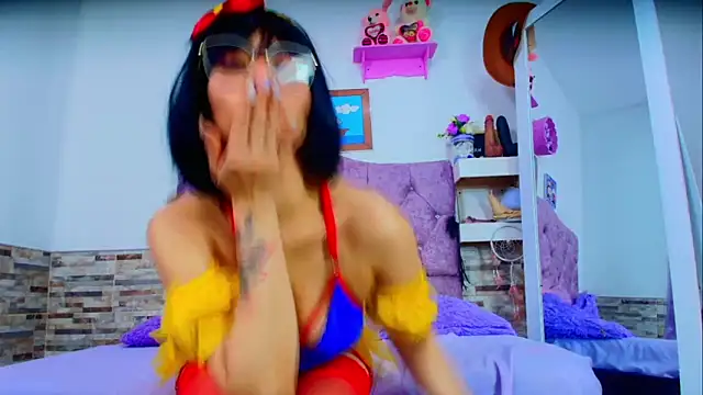 Snapshot of Melannytaylor chatting on October 8, 2025, 8:31 pm Melannytaylor online show from October 8, 2025, 8:31 pm