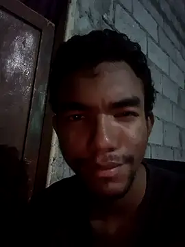 Snapshot of Reynold2608 chatting on January 16, 2026, 3:43 am Reynold2608 online show from January 16, 2026, 3:43 am