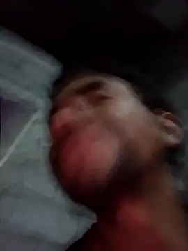 Snapshot of Reynold2608 chatting on February 11, 2026, 3:50 am Reynold2608 online show from February 11, 2026, 3:50 am