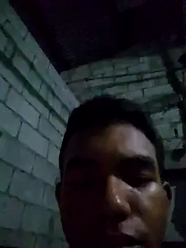 Snapshot of Reynold2608 chatting on March 27, 2026, 1:58 am Reynold2608 online show from March 27, 2026, 1:58 am