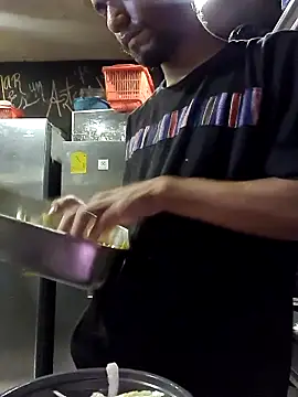 Snapshot of Reynold2608 chatting on February 25, 2026, 7:58 pm Reynold2608 online show from February 25, 2026, 7:58 pm