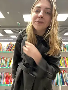 Sunny   Bunny online show from February 20, 2025, 2:46 pm