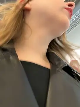 Sunny   Bunny online show from February 16, 2025, 2:10 pm