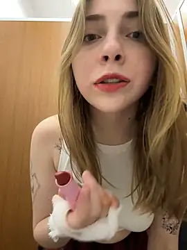 Sunny   Bunny online show from February 22, 2025, 2:08 pm