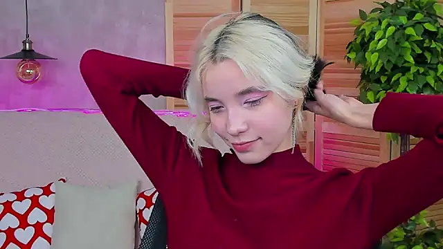 as1an girlfriend online show from March 8, 2025, 5:59 am