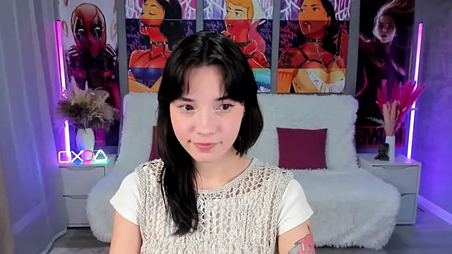 as1an girlfriend online show from November 17, 2025, 1:15 pm