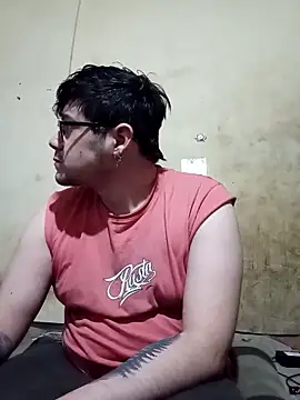 thecatblack1998 online show from April 29, 2026, 3:11 am