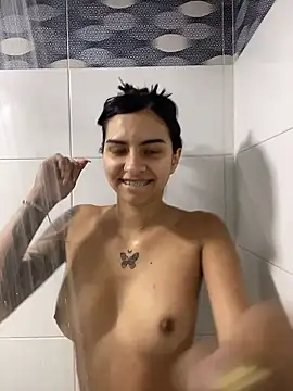 Hilary pinkk online show from January 18, 2026, 3:21 am