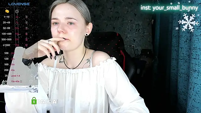 Your small bunny online show from December 21, 2025, 2:03 am