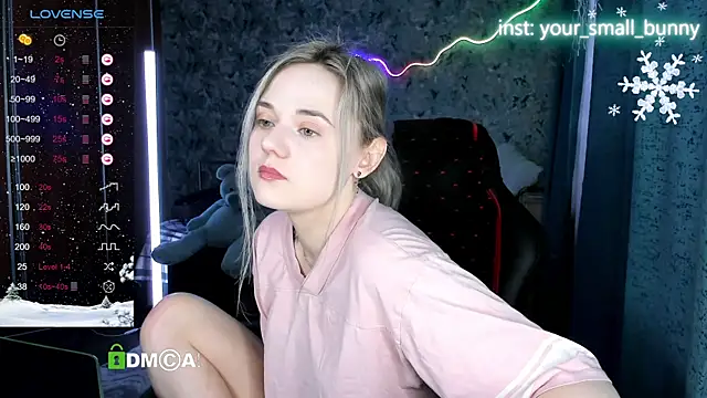 Your small bunny online show from January 12, 2026, 3:02 am