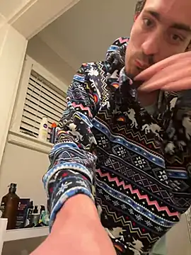 tallnerdyguy online show from August 1, 2026, 4:21 am