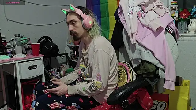 tallnerdyguy online show from February 14, 2026, 3:40 am