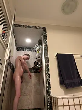 tallnerdyguy online show from August 7, 2026, 4:29 am