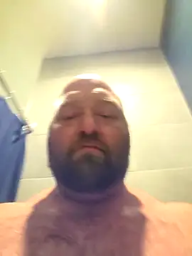 Snapshot of Strong_Bear89 chatting on March 1, 2025, 9:51 am Strong Bear89 online show from March 1, 2025, 9:51 am