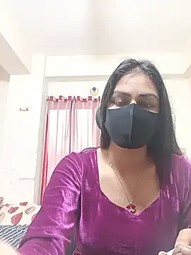 Snapshot of Tisha-01 chatting on July 20, 2026, 2:52 am Tisha-01 online show from July 20, 2026, 2:52 am