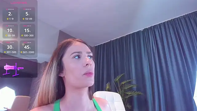 LaurynCopper online show from February 17, 2026, 7:16 am