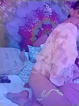 ivylee31 online show from February 2, 2026, 7:18 am