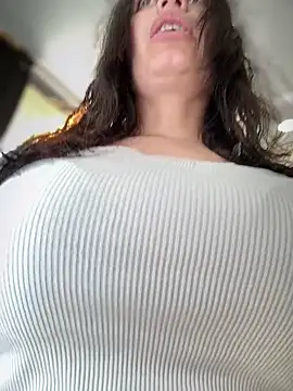 Alysson-- online show from June 13, 2026, 12:47 pm