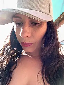 Alysson-- online show from June 11, 2026, 1:30 pm