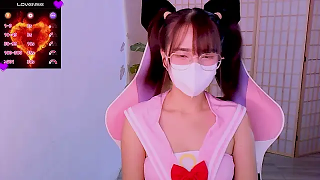 desiregirl69 online show from March 18, 2025, 3:12 pm