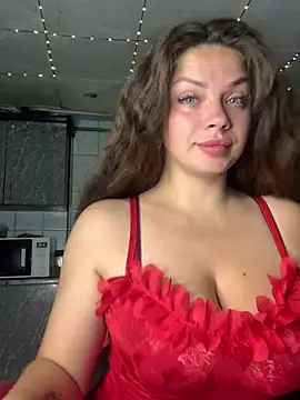 Snapshot of Sweeeeet_Candy chatting on June 23, 2026, 1:36 am Sweeeeet Candy online show from June 23, 2026, 1:36 am