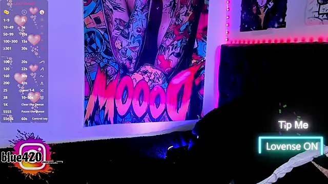 Skyler  blue4 online show from December 14, 2025, 8:58 pm