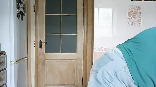 Ettie Tonia online show from September 27, 2025, 11:16 am