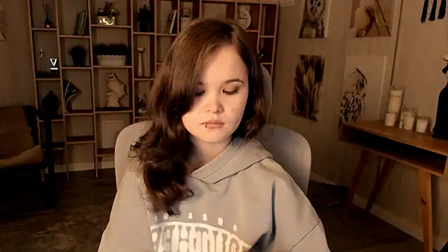 Elainebeness online show from September 21, 2025, 10:15 pm