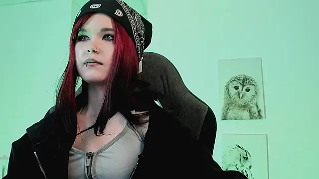 Elainebeness online show from March 16, 2025, 4:52 am