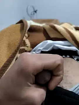 Snapshot of kinghunter21 chatting on December 16, 2024, 7:32 pm kinghunter21 online show from December 16, 2024, 7:32 pm