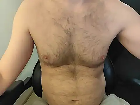 Snapshot of jayb0y61 chatting on February 28, 2026, 2:11 am jayb0y61 online show from February 28, 2026, 2:11 am