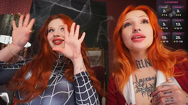 poisonivy  online show from October 31, 2025, 5:48 am