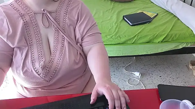 Maebi online show from June 3, 2026, 10:16 am