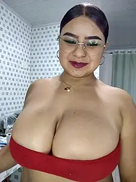 Snapshot of Princess_Lau chatting on March 21, 2026, 8:19 am Princess Lau online show from March 21, 2026, 8:19 am