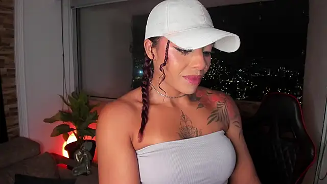 emilyfitness online show from March 15, 2025, 4:02 am