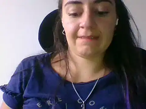  karlie kloss  online show from January 29, 2025, 10:32 pm