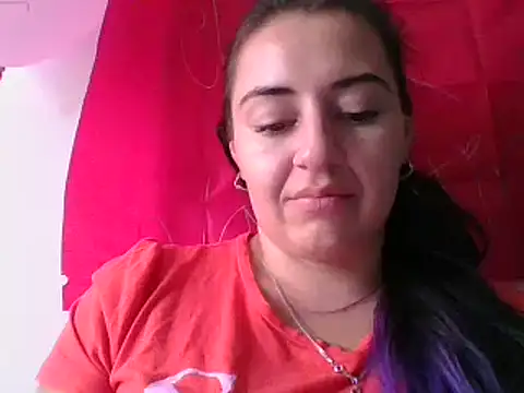  karlie kloss  online show from February 25, 2025, 7:16 pm