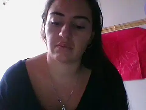  karlie kloss  online show from February 26, 2025, 8:47 pm