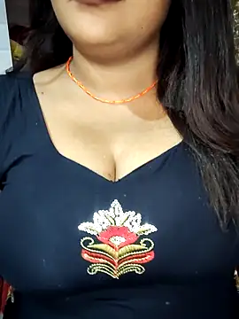 cutepragya2 online show from November 4, 2025, 4:27 am