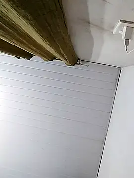 fofinhaa12 online show from September 14, 2025, 7:47 pm