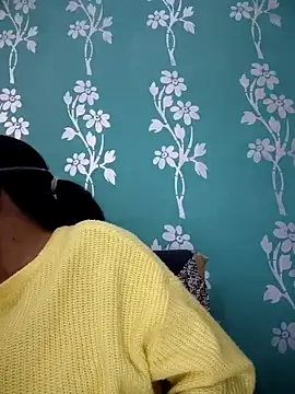 bigtitsqueen online show from February 13, 2026, 5:24 pm