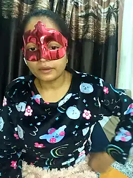 bigtitsqueen online show from December 24, 2024, 6:50 pm