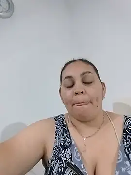 Snapshot of MirandaSoto chatting on August 4, 2026, 3:33 am MirandaSoto online show from August 4, 2026, 3:33 am