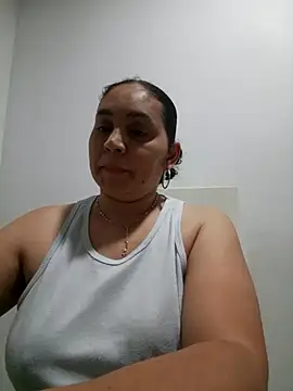 MirandaSoto online show from October 24, 2025, 4:00 am